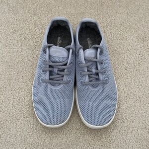 Allbirds Tree Runners in Women's Sneakers - Size 8 - Light Periwinkle Blue